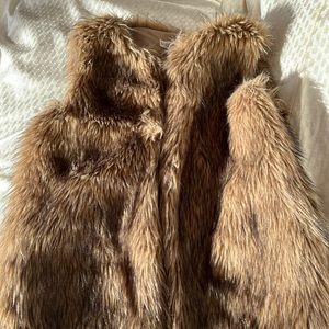 Fur vest